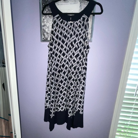 EN FOCUS STUDIO 14W SLEEVELESS SUNDRESS - Picture 2 of 3